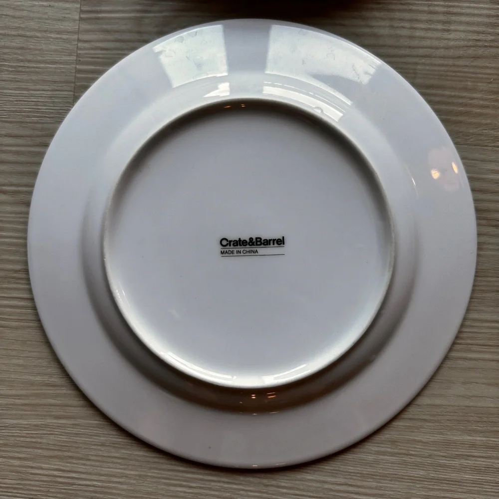 RARE!! Set/8 Crate & Barrel Heart Plates & Mugs Valentine Heart Design